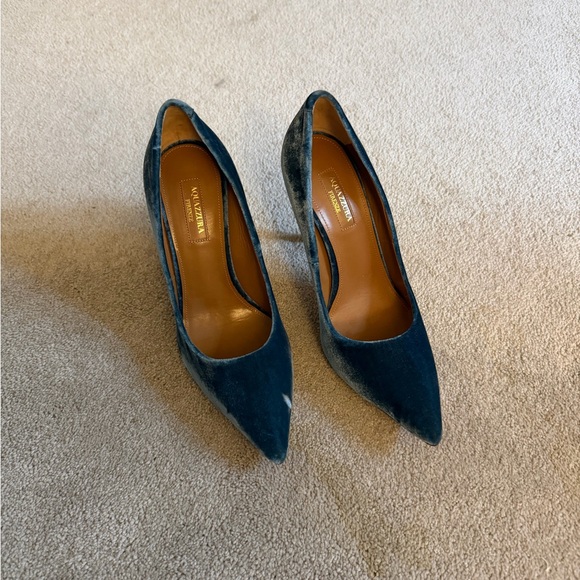 Aquazzura Elegant Blue Velvet Women's Pumps
